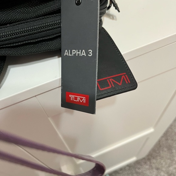 Tumi alpha3 expandable laptop organizer brief - Picture 17 of 17